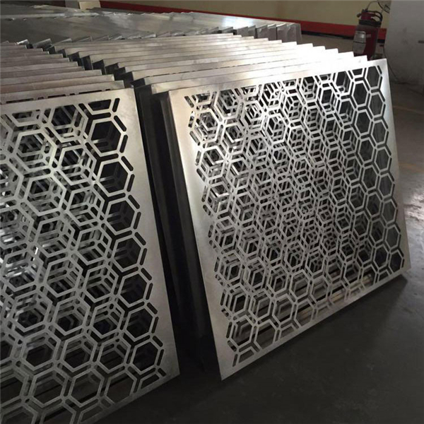 幕墻雕花鋁單板